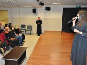 Simav’da konferansı