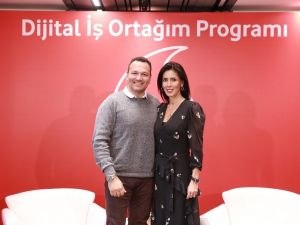 İş kadını Demet İkiler verimliliğini artırmak isteyen KOBİ’lere tavsiyelerde bulundu