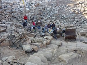 2 bin 200 yıllık tiyatroda VIP bölüm ortaya çıktı