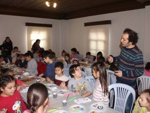 Kuşadası’nda yarıyıl tatil atölyeleri başladı
