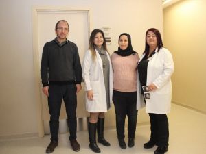 Böbrek nakilli genç kadının annelik heyecanı