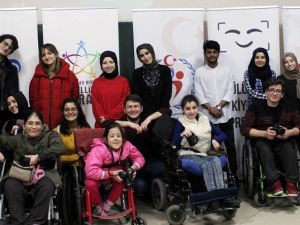 Fotoğrafta da engel kabul etmediler