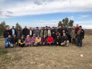 Üreticilere uygulamalı budama eğitimi