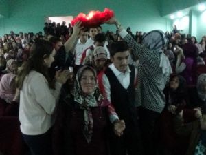 Şaphane’de asker eğlencesi coşkusu