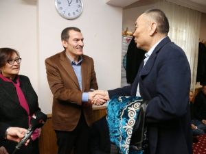 AK Parti Zeytinburnu Belediye Başkan adayı Arısoy, Kazakların ‘Nişan Bata’sına katıldı