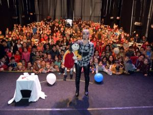 Aliağalı çocukların pazar keyfi