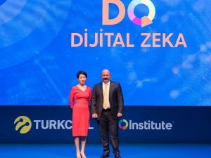 Çocuklar dijital dünyaya ‘Dijital Zeka DQ’ ile hazırlanacak