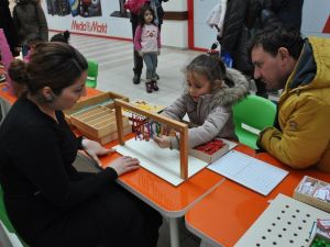 Montessori atölye çalışmalarıyla çocuklar eğlenerek öğrendi