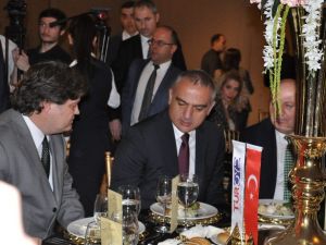 Bakan Ersoy: “Danışma kurulunda, profesyonel otel yöneticilerine bir koltuk vermeyi planlıyoruz”