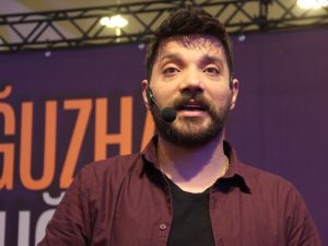 Oğuzhan Uğur: "İdolüm Barış Manço"