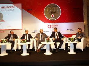 CEO’lar, Türkiye’nin ihracat şampiyonu otomotiv sektörünün geleceğini masaya yatırdı