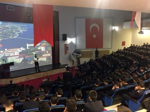 Emniyet Müdürü Ahmet Sula’ya ‘yılın sanatçısı’ ödülü