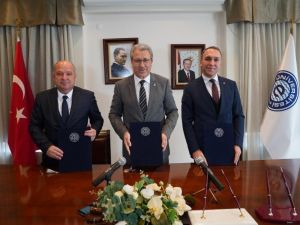 Ege, THY ve İŞKUR arasında işbirliği protokolü