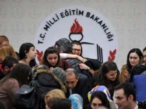 20 bin sözleşmeli öğretmenin ataması yapıldı