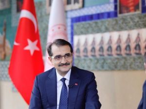 Bakan Dönmez Trakya’da doğalgaz bulunduğunu açıkladı