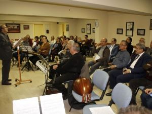 Başkan Alıcık TSM korosunu ziyaret etti