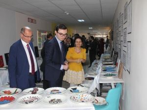 Domaniç’te çinicilik ve filografi sergisi