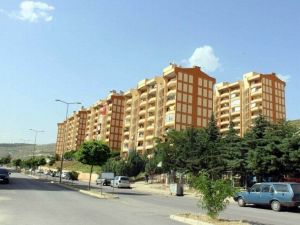 Konut satışları 24 bin 82 adet azaldı