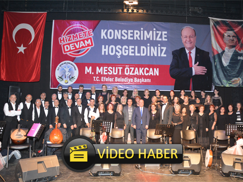 Dr. Hidayet Sayın Salonu alkışlarla inledi