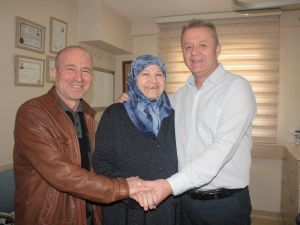 Anne ve oğlu aynı anda ölümün kıyısından döndü