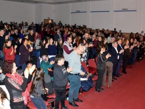 İkinci Bahar, Aliağalıları kahkahaya boğdu