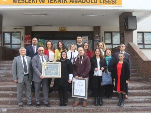 Okul-sanayi işbirliği amacına ulaşıyor