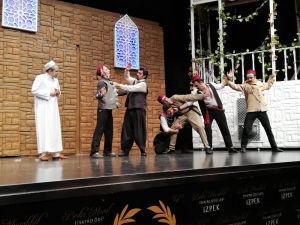 İzmirliler, Yedi Kocalı Hürmüz oyununa akın etti