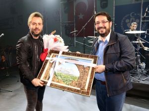 Aksaray’da Emre Aydın konseri