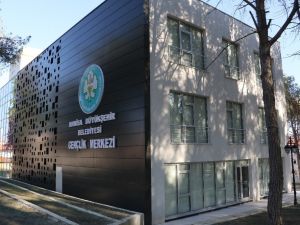 Selendi Gençlik Merkezi açılış için gün sayıyor