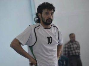 Kazada topuğu parçalanan hastaya kürek kemiği kısmından yeni topuk yapıldı