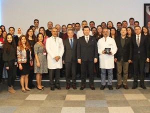 Psikiyatri Uzmanı Amuk: "Dünyanın en uzun süren salgını sigara"