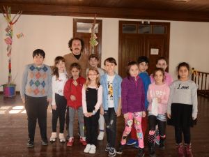 Kuşadası’da yenilikçi drama eğitimleri devam ediyor