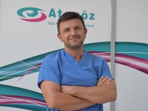 İddialara göre yapılan aşı bebeklikten gözünü kör etti, şimdi protezle mutlu