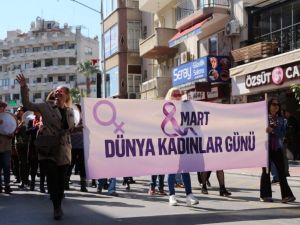 Kuşadası’nda 8 Mart Dünya Emekçi  Kadınlar Günü etkinlikleri