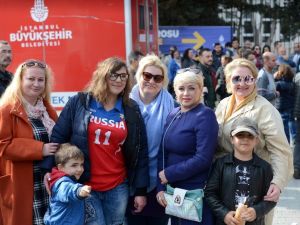 Kızılordu Büyükçekmece’de konser verdi