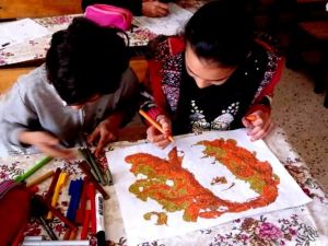 Resim tekniklerini öğrenip sergi açacaklar