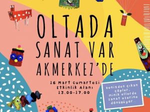 Minik eller plastik atıkları sanata dönüştürdü