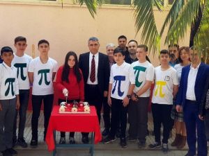 Pİ Günü’nde Pi Sokağı kurdular