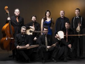 İncesaz, Akingüç Sahnesi’nde