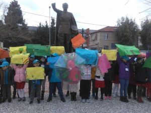 TED İzmir Koleji, iklim için küresel okul grevine destek oldu