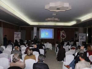 Kuşadası’nda ortaçağ çanak ve çömlekçiliği için sempozyum düzenlendi