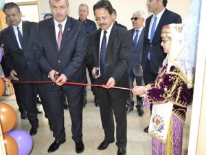 Sultanhisar’da Z Kütüphane öğrencilerin kullanımına açıldı