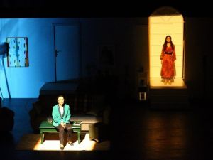 Nihat Zeybekci Kongre ve Kültür Merkezi’nde ilk tiyatro oyunu sahnelendi