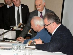 Avrupalı Türklerin ayakta kalma mücadelesi kitap oldu