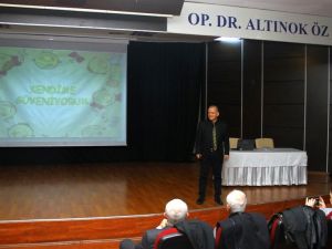 “Özgüven Ne Değildir” adlı seminer Kartal’da düzenlendi