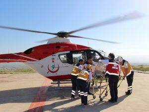 4 günlük bebek ambulans helikopterle ameliyata uğurlandı