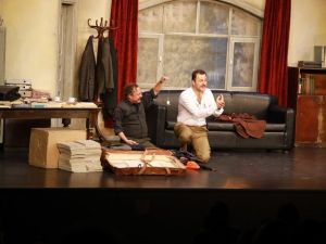 Sarıyer’de “Profesyonel” adlı tiyatro oyunu sanatseverlerle buluştu