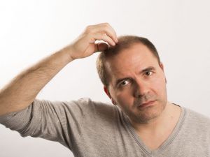 Uzmanlara göre saç ekiminde doğal görünüm önemli