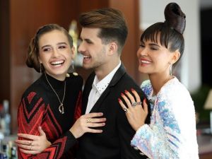 Saç tasarımcısı Orhan Bademli yeni modellerini görücüye çıkarttı