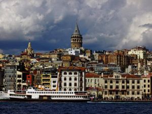İtalyanlar Galata için Türkiye’de